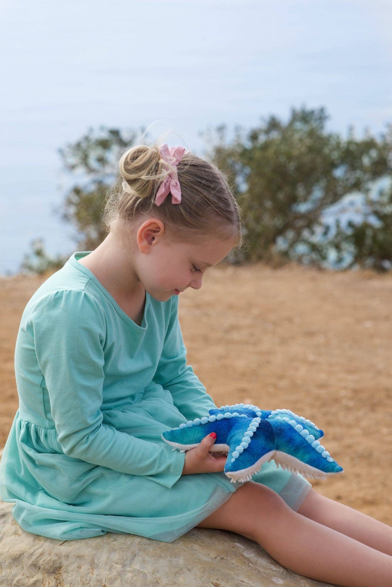 11" Stuffed Blue Sea Star