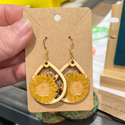 Wooden laser cut earrings (small)